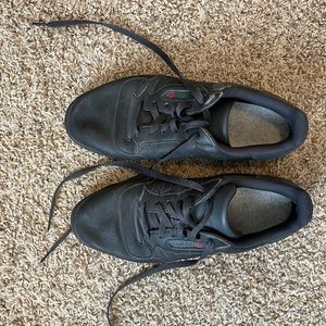 Men’s Adidas Calabasas Sneakers - Size 10.5